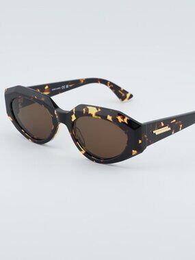Bottega Veneta BV1031S 002 Sunglasses Havana Oval Frame, Brown Lenses